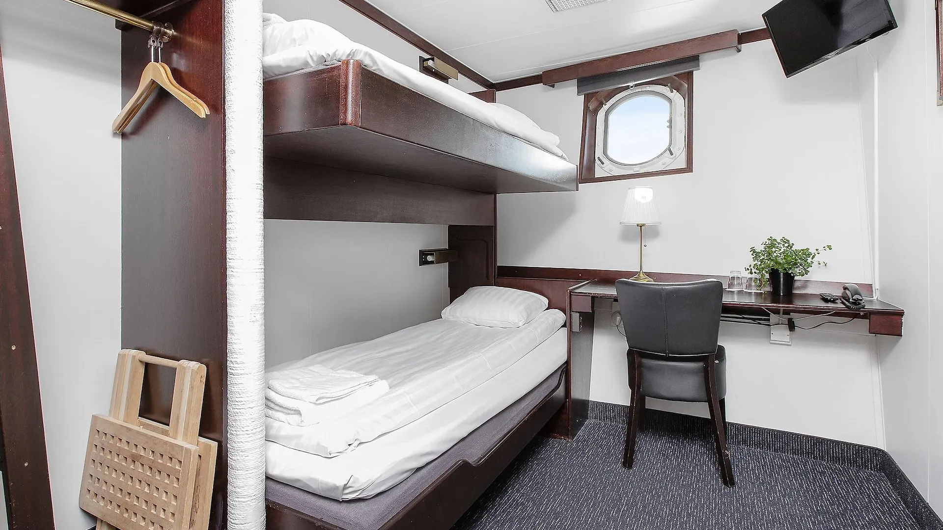 Maelardrottningen Yacht Hotel Stockholm
