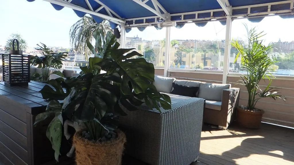 Maelardrottningen Yacht Hotel Stockholm 3*,  Sweden