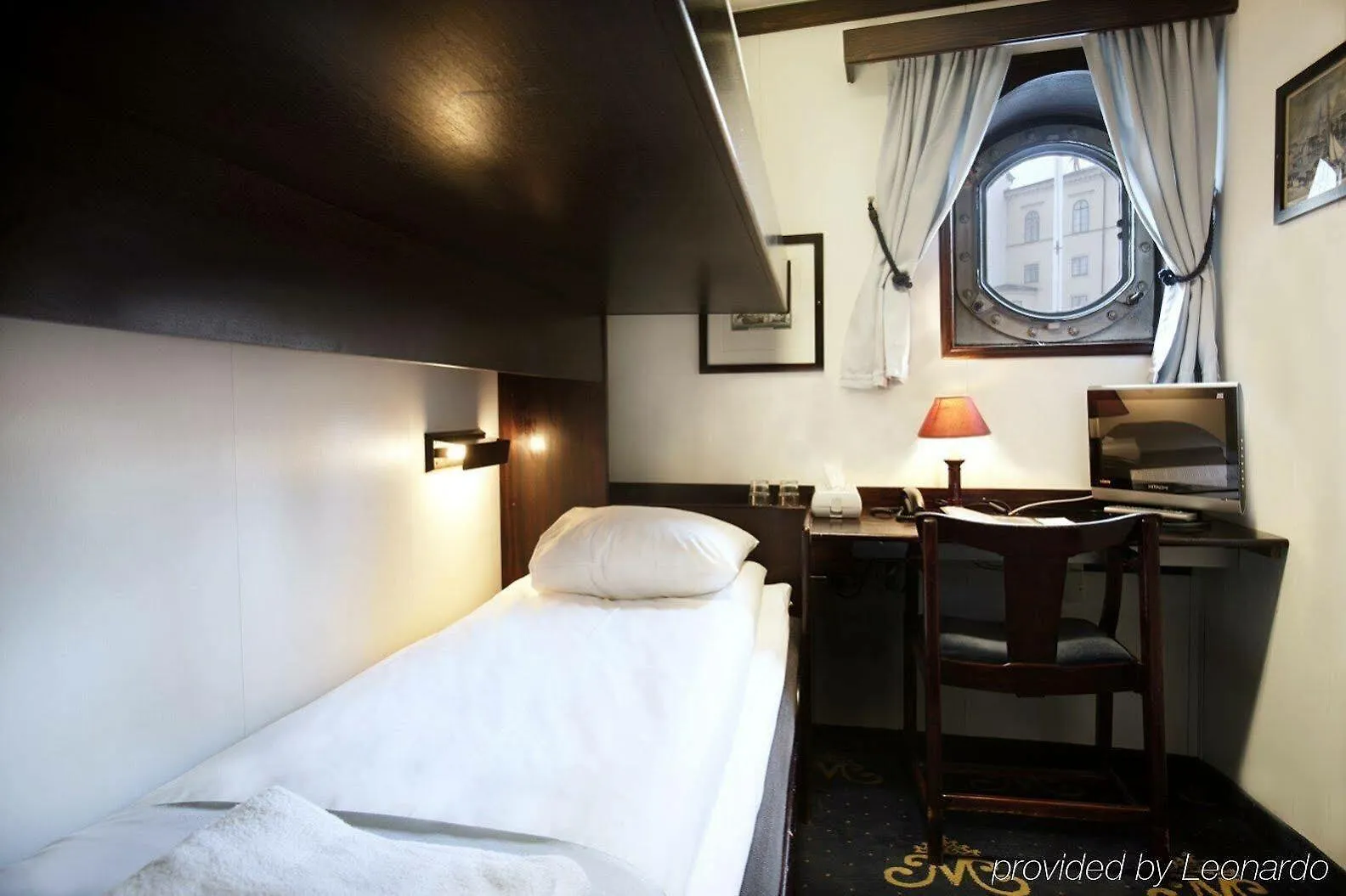 Maelardrottningen Yacht Hotel Stockholm